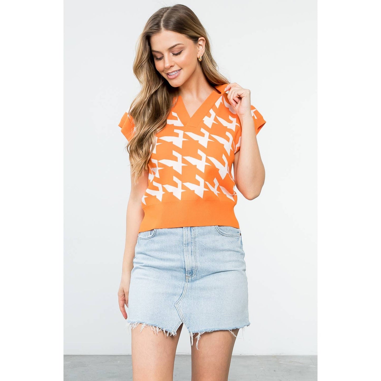 ORANGE COLLAR TOP